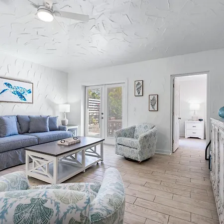 Crescent Beach Villas By Beachside Management-2